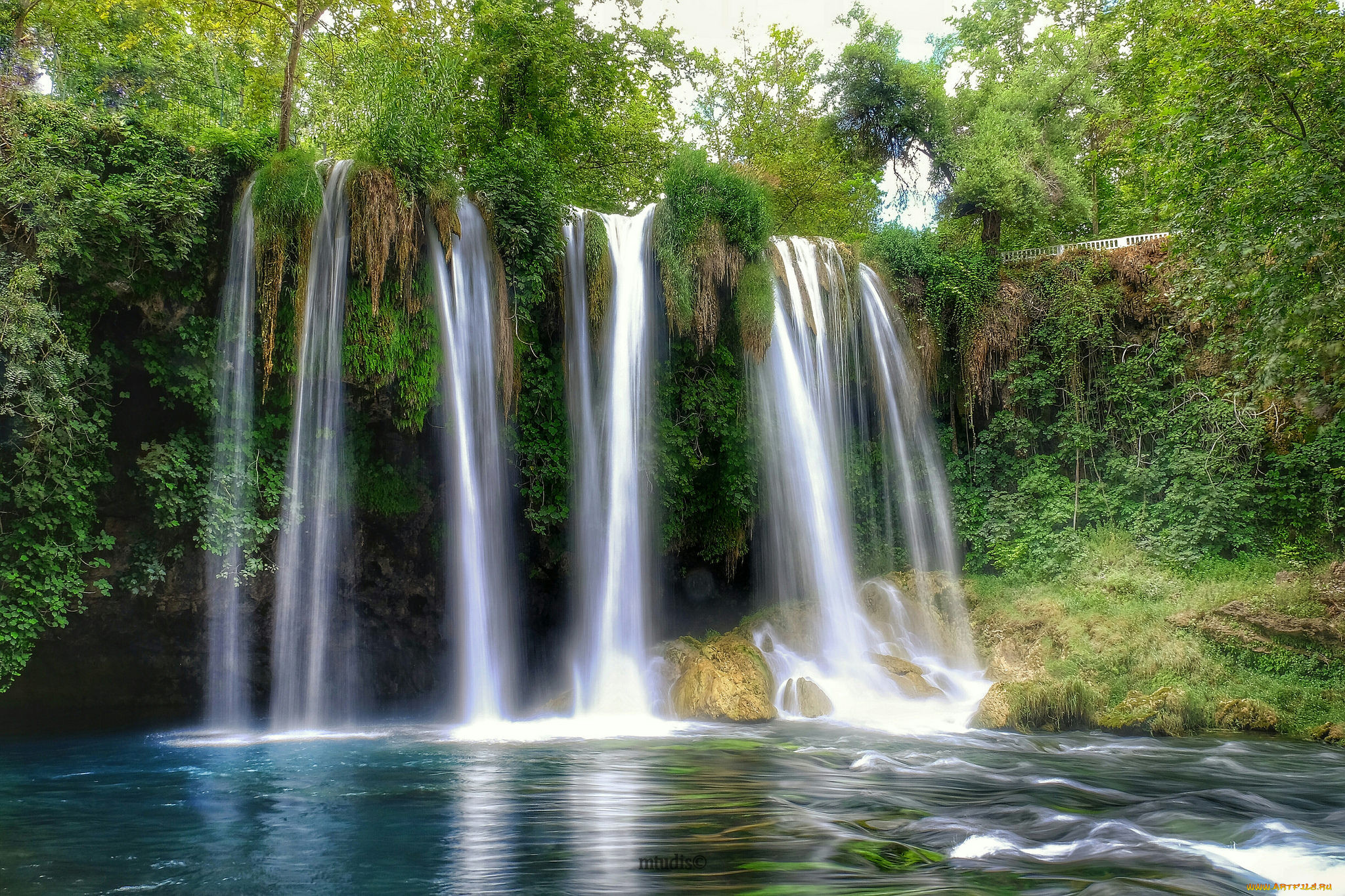 Водопад Багира Румыния фото